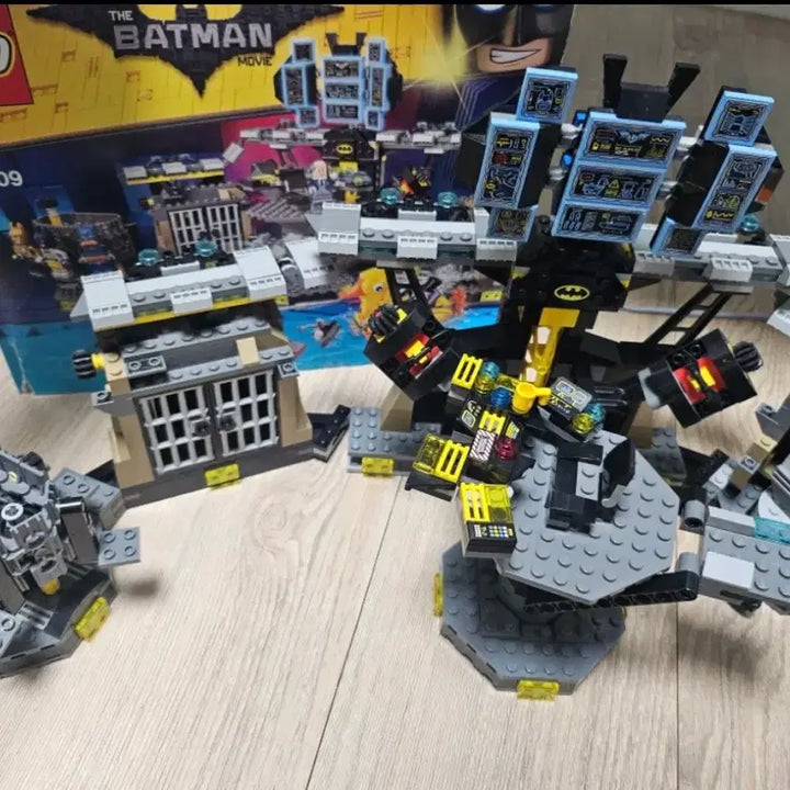 [BUNJANG] Lego 70909 Batcave Set / 레고 70909 중고