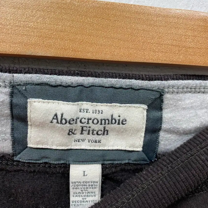 [SOLD OUT] A&amp;F 아베크롬비 부츠컷 브라운 스웻 팬츠 L
