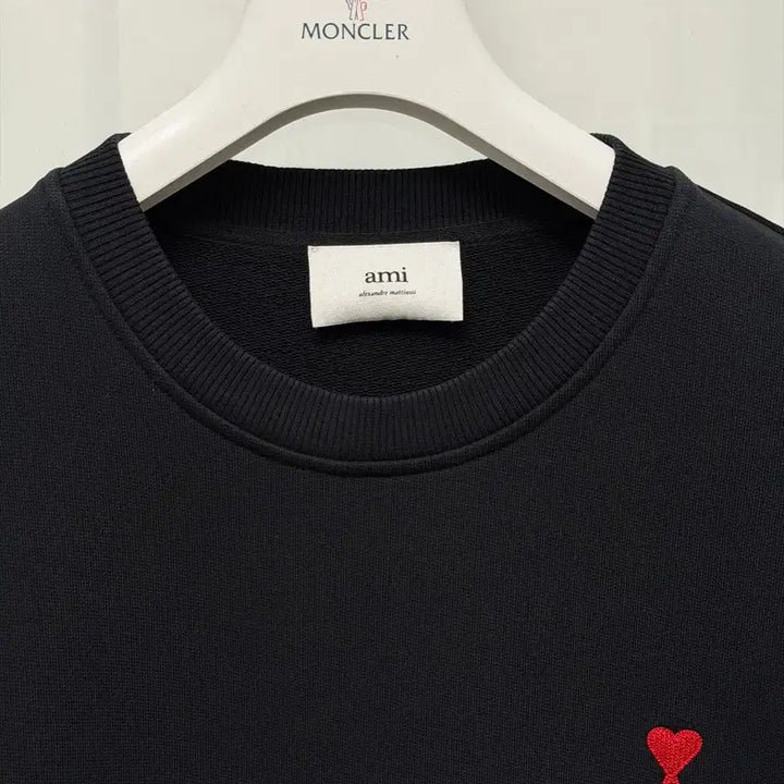 [BUNJANG] AMI Small Heart Sweatshirt Black XL / 아미 스몰하트 맨투맨 블랙 XL