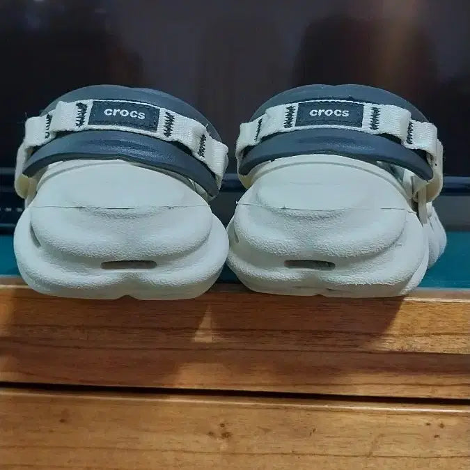 [SOLD OUT] 크록스 정품 에코 클로그 W7.240