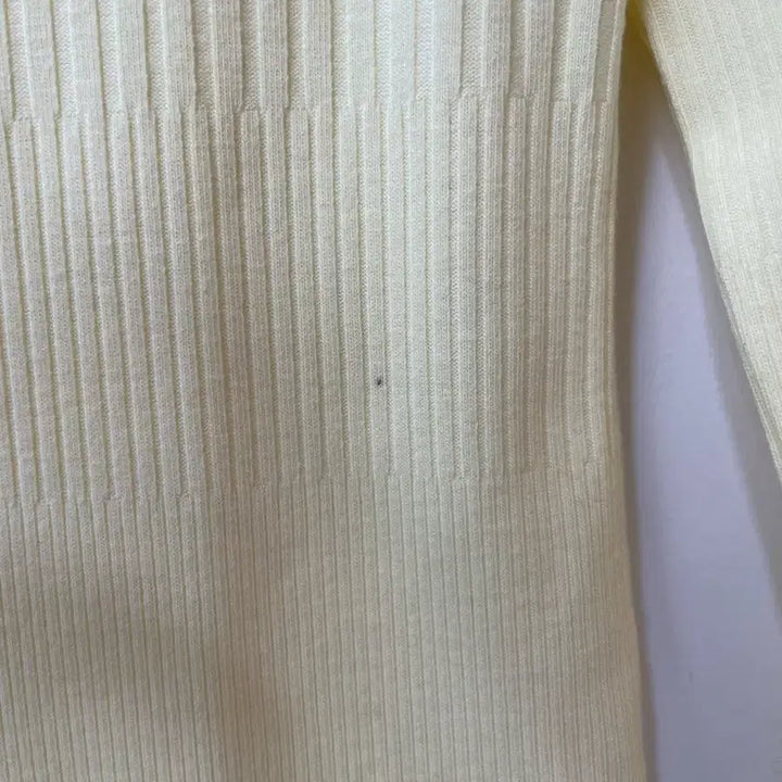 [BUNJANG] Ami De Yellow Ribbed Long Sleeve T-shirt / 아미디 옐로우 골지 긴팔 티셔츠