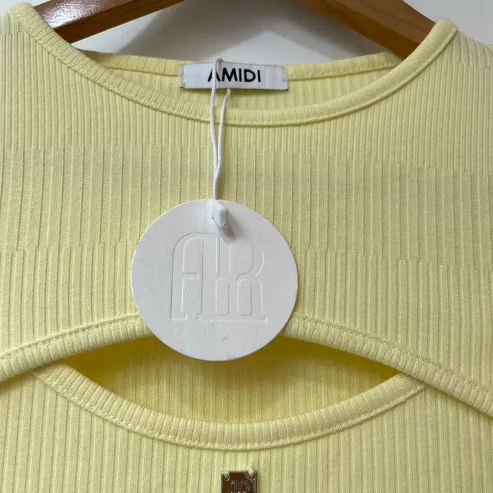 [BUNJANG] Ami De Yellow Ribbed Long Sleeve T-shirt / 아미디 옐로우 골지 긴팔 티셔츠