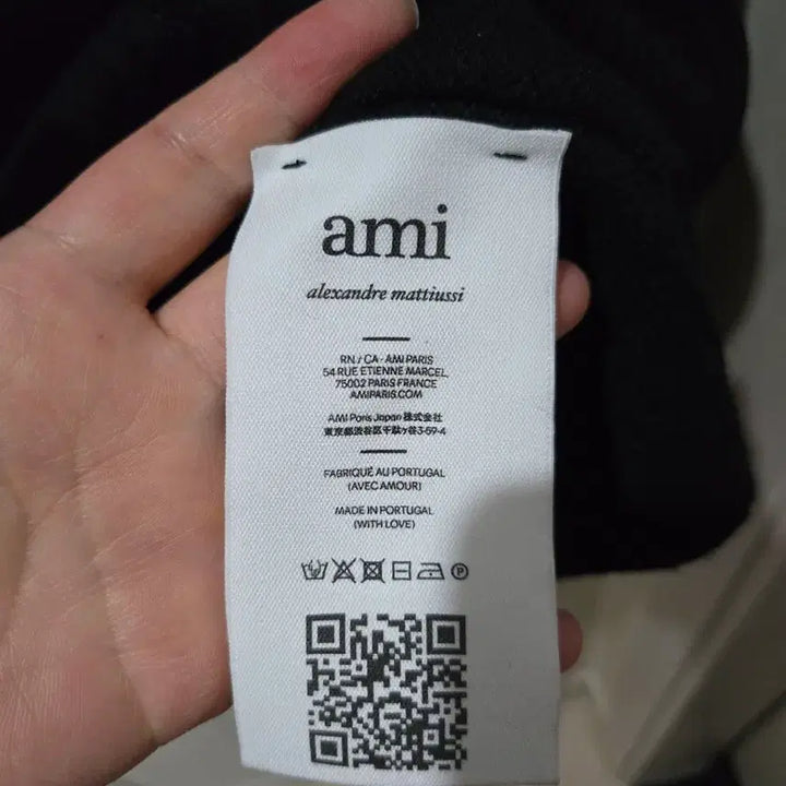 [BUNJANG] Ami Big Heart Logo Knit / 아미 빅하트 로고 니트
