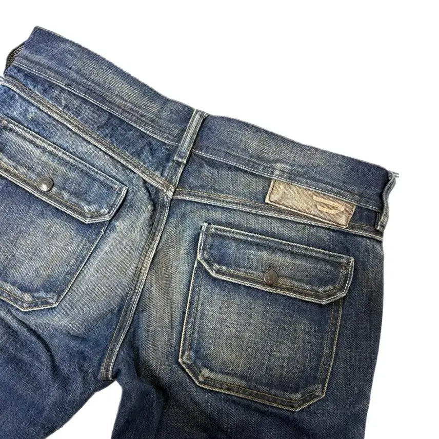 [BUNJANG] Diesel Flare Fit Denim Pants / 디젤 백로고 플레어핏 데님 팬츠