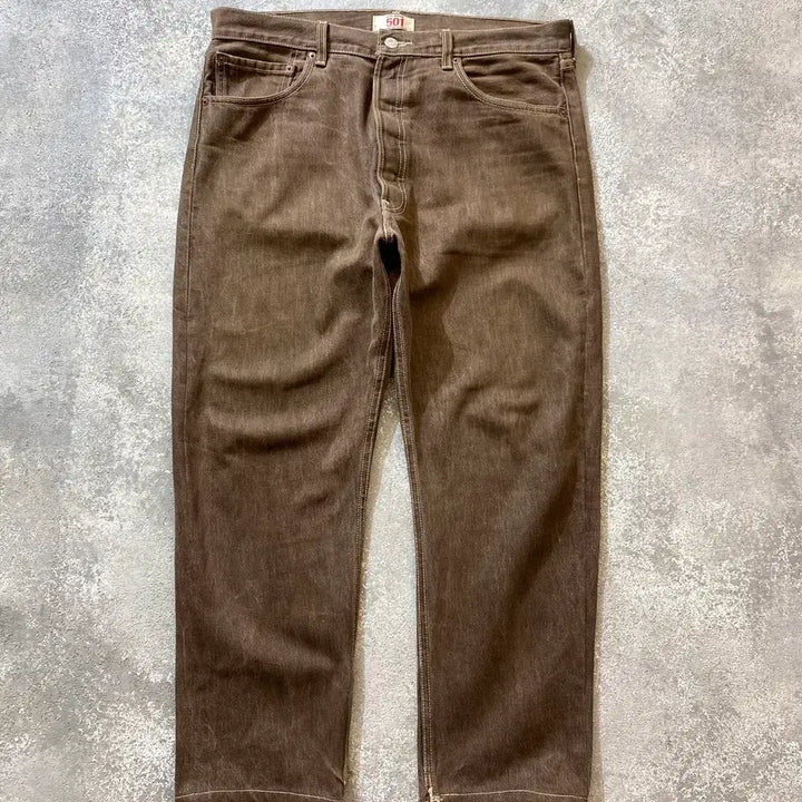 [SOLD OUT] [36] 00s Levi&