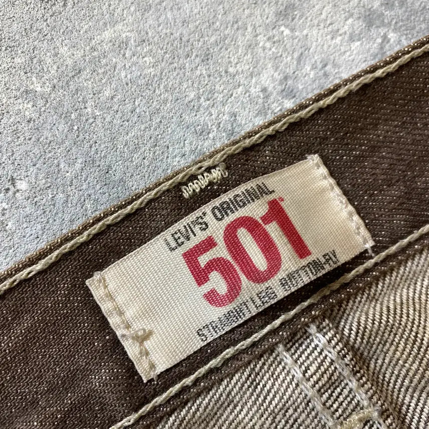 [SOLD OUT] [36] 00s Levi&