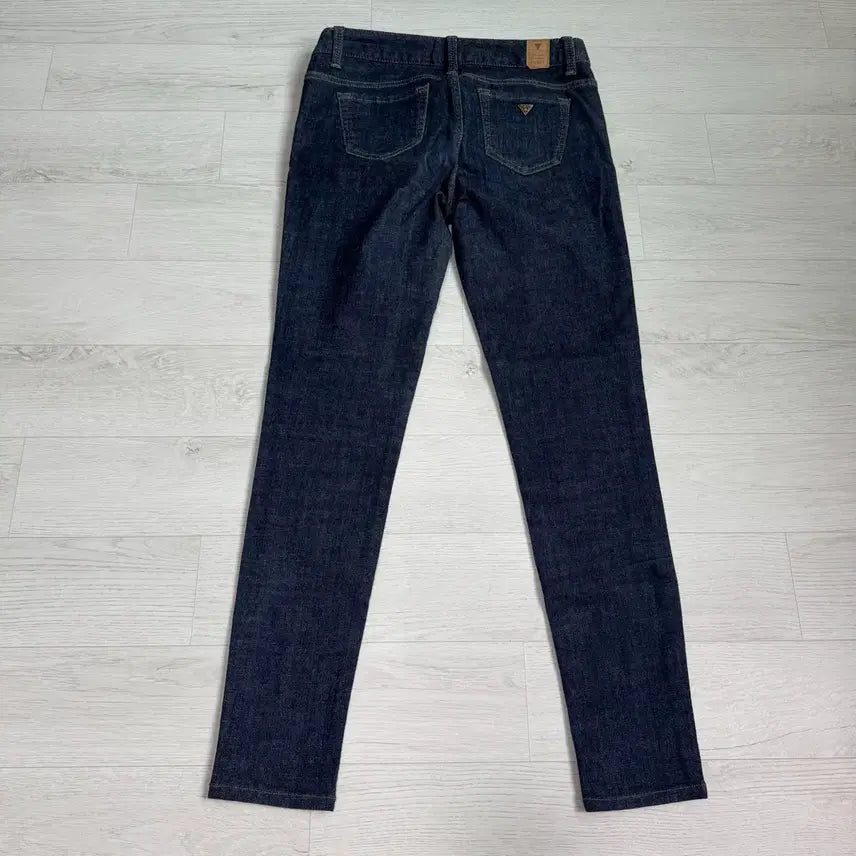 [SOLD OUT] 26 게스 진청바지 여성