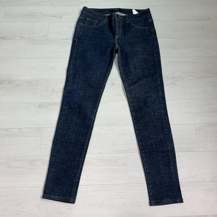 [SOLD OUT] 26 게스 진청바지 여성
