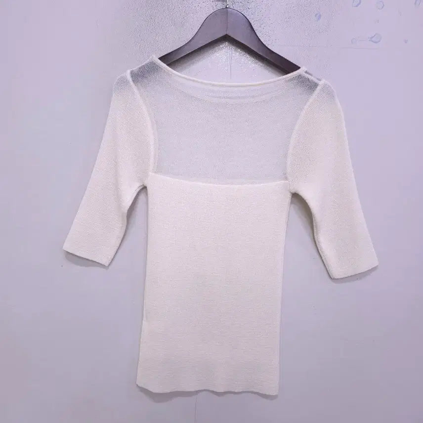 [BUNJANG] DAISY Sheer 3/4 Sleeve Knit Top / DAISY) 거의새거 시스루 7부 니트 티셔츠 -44/55