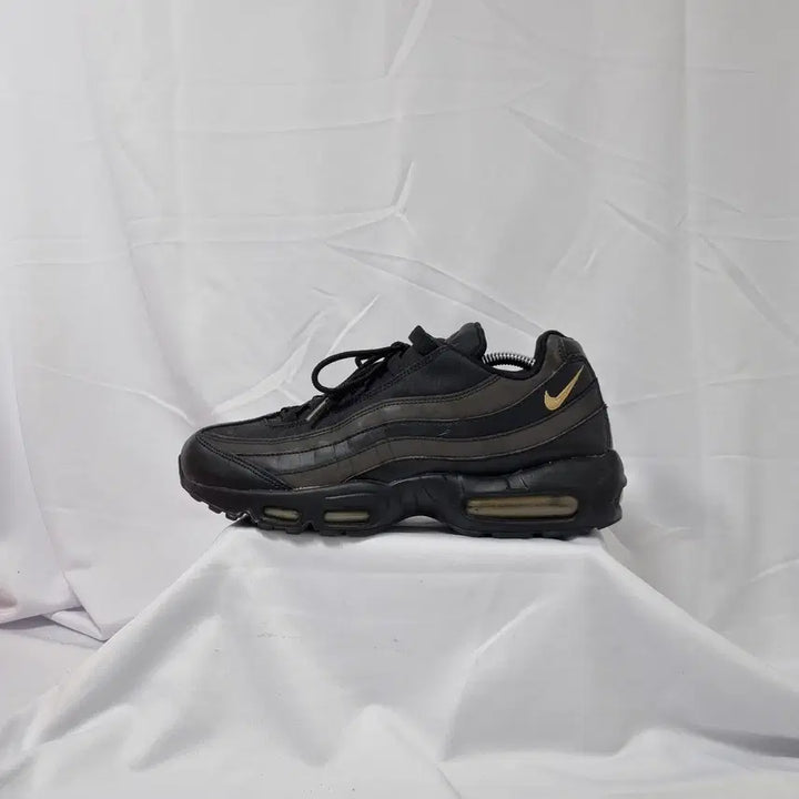 [SOLD OUT] 빈티지하서 285 나이키 에어맥스 95 히든 리플렉티브 스니커즈