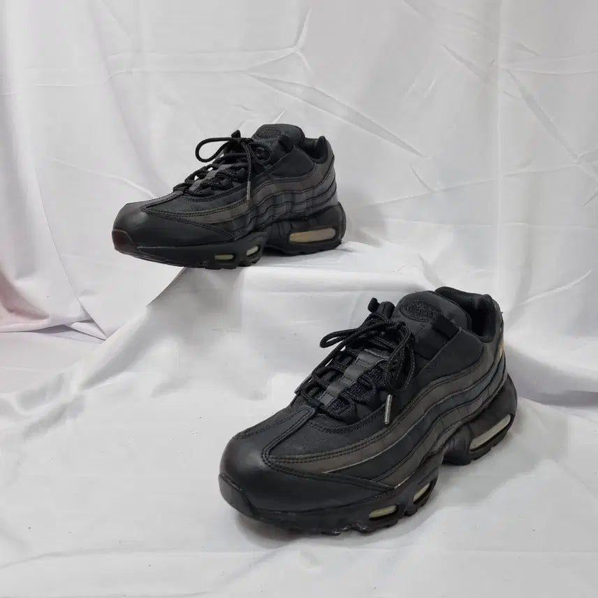 [SOLD OUT] 빈티지하서 285 나이키 에어맥스 95 히든 리플렉티브 스니커즈