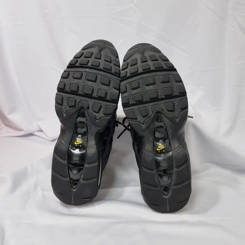 [SOLD OUT] 빈티지하서 285 나이키 에어맥스 95 히든 리플렉티브 스니커즈