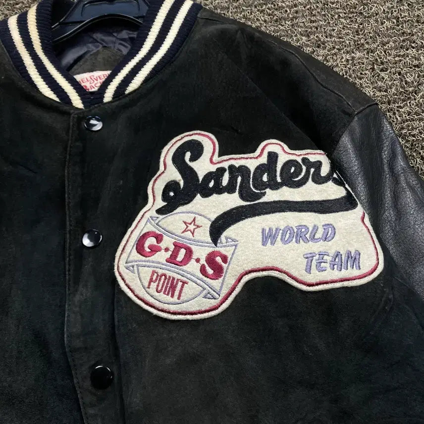 [SOLD OUT] Vintage 빈티지 레더 바시티 자켓