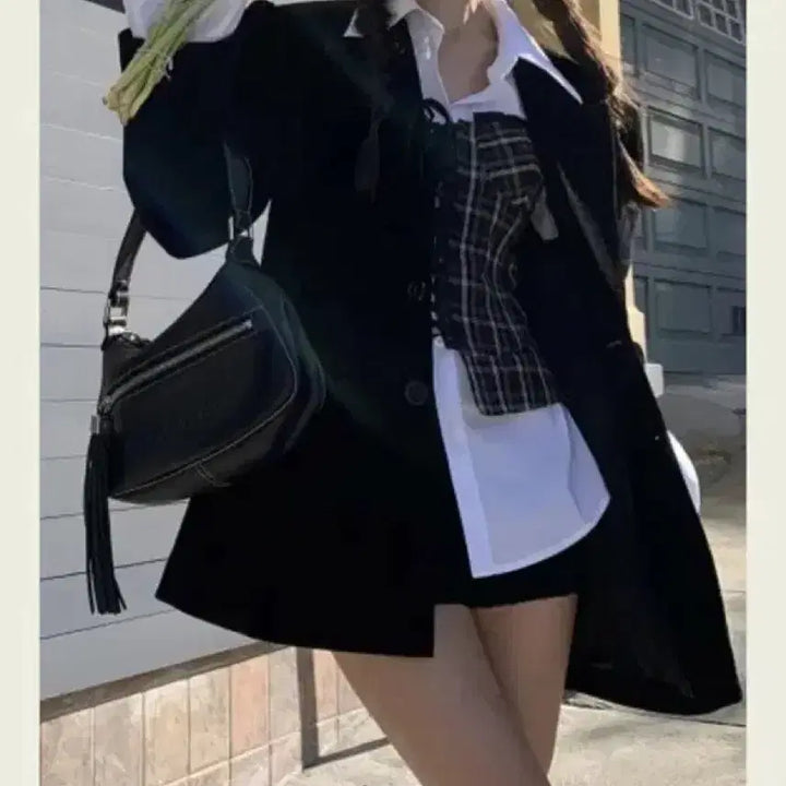 [BUNJANG] Seokookie Black Corduroy Coat / 서쿠키 블랙 코듀로이 코트 *안에 뷔스티에도 구매가능