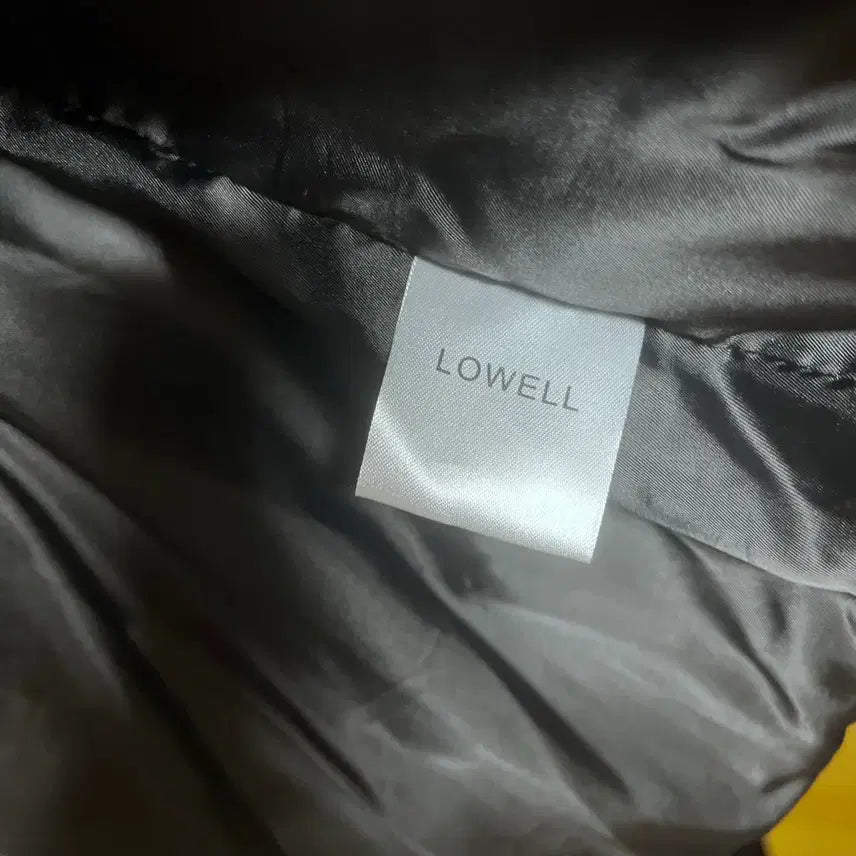[SOLD OUT] LOWEL 오버핏 레더 패딩조끼