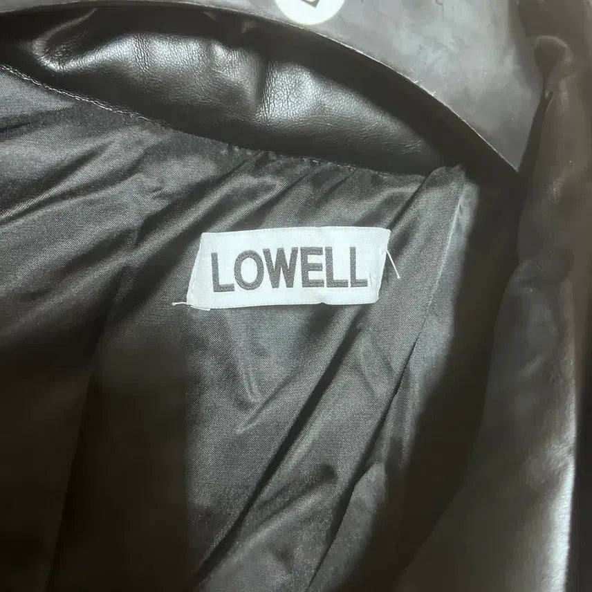 [SOLD OUT] LOWEL 오버핏 레더 패딩조끼