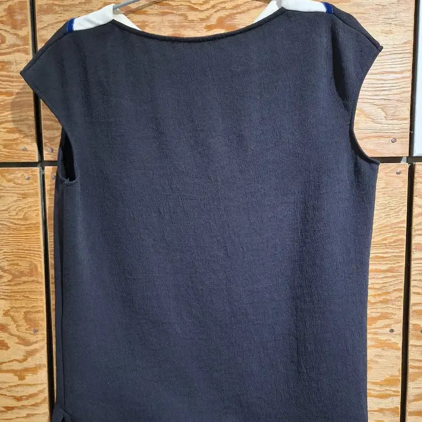 [BUNJANG] Maje Navy Color Block Short Sleeve Blouse / 마쥬 네이비 배색 반팔 블라우스2