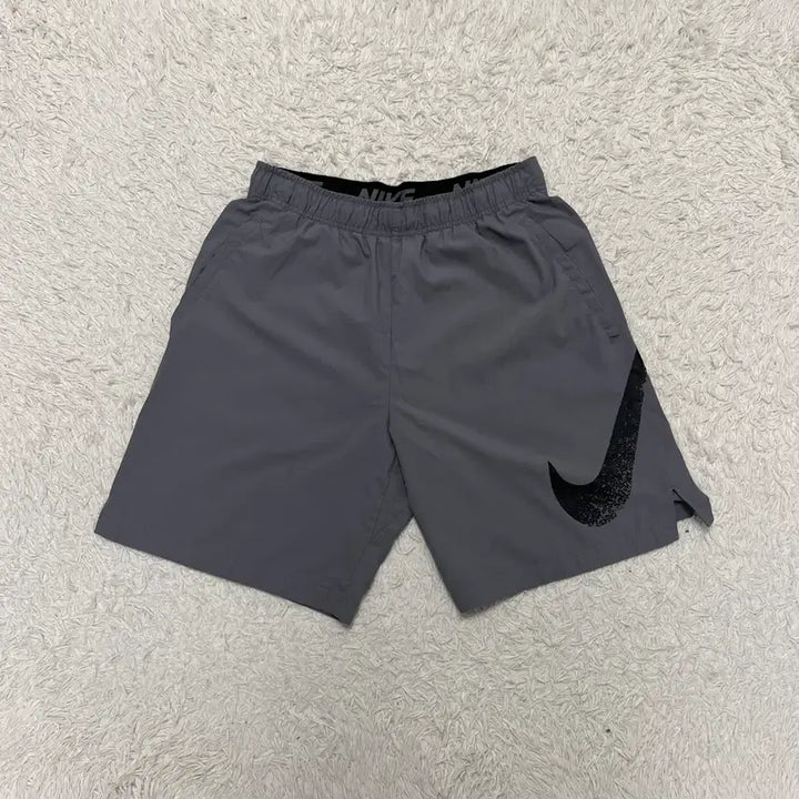 [SOLD OUT] 나이키 드라이핏 쇼츠