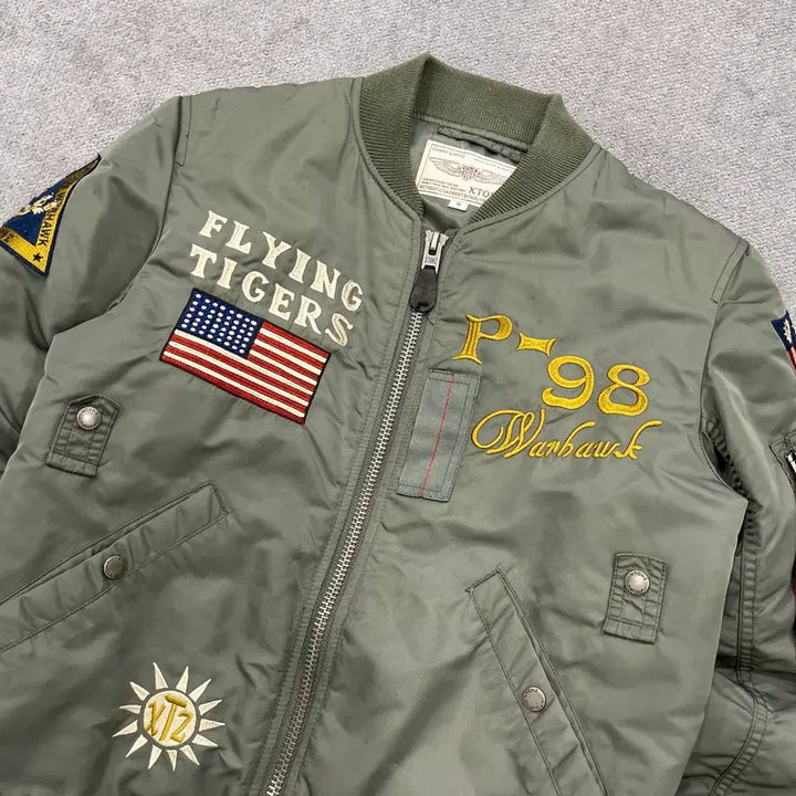 [SOLD OUT] M XTONZ 플라잉 타이거즈 봄버 자켓