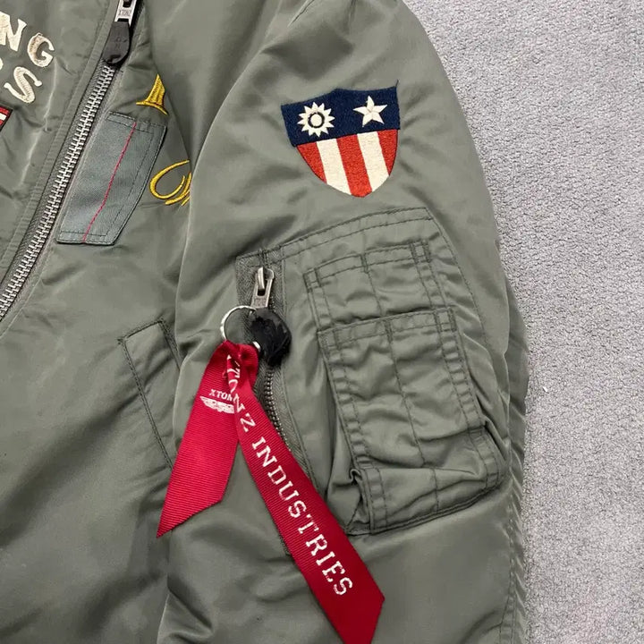 [SOLD OUT] M XTONZ 플라잉 타이거즈 봄버 자켓