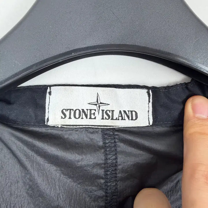 [BUNJANG] Stone Island Lucido TC Packable Hooded Jacket / a262) 스톤아일랜드 루시도 TC 패커블 후드자켓