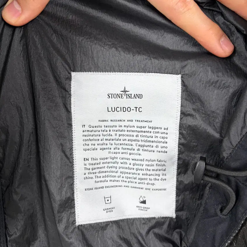 [BUNJANG] Stone Island Lucido TC Packable Hooded Jacket / a262) 스톤아일랜드 루시도 TC 패커블 후드자켓