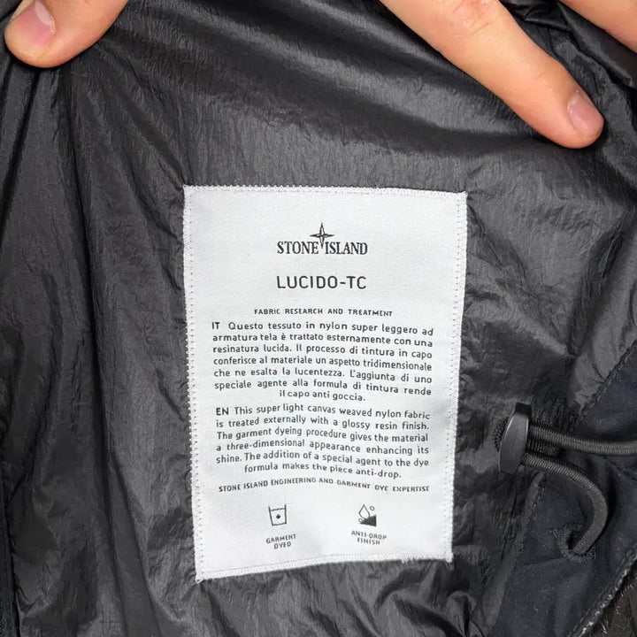 [BUNJANG] Stone Island Lucido TC Packable Hooded Jacket / a262) 스톤아일랜드 루시도 TC 패커블 후드자켓