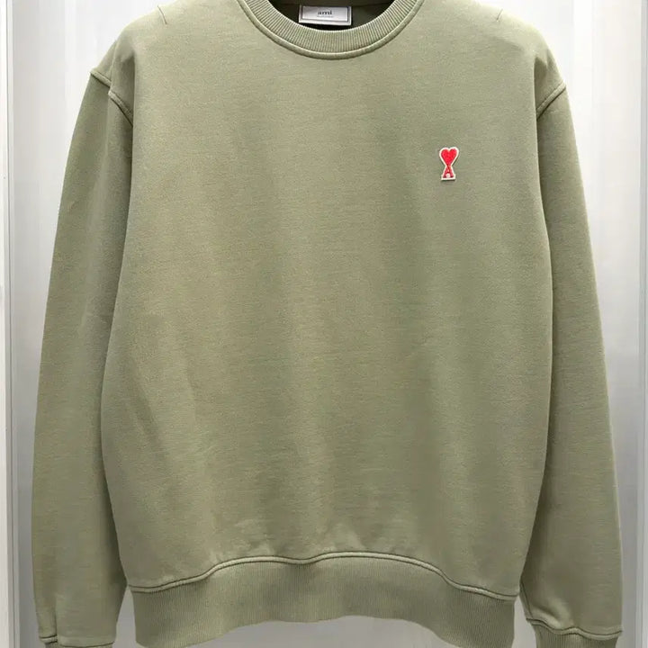 [BUNJANG] Ami Small Heart Sweatshirt Olive Green L / 아미 스몰하트 맨투맨 올리브그린 L