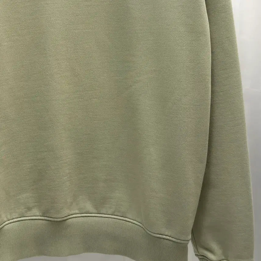 [BUNJANG] Ami Small Heart Sweatshirt Olive Green L / 아미 스몰하트 맨투맨 올리브그린 L