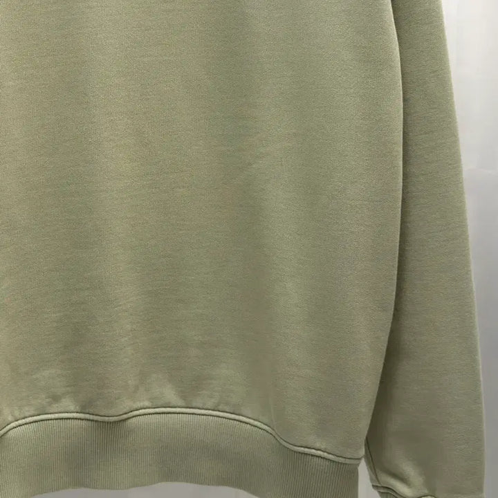 [BUNJANG] Ami Small Heart Sweatshirt Olive Green L / 아미 스몰하트 맨투맨 올리브그린 L