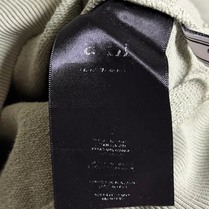 [BUNJANG] Ami Small Heart Sweatshirt Olive Green L / 아미 스몰하트 맨투맨 올리브그린 L