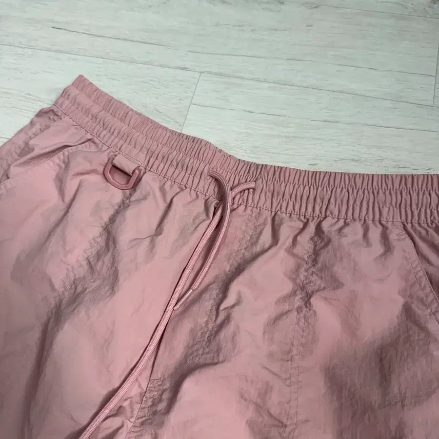 [SOLD OUT] M 코드그라피 나일론 반바지