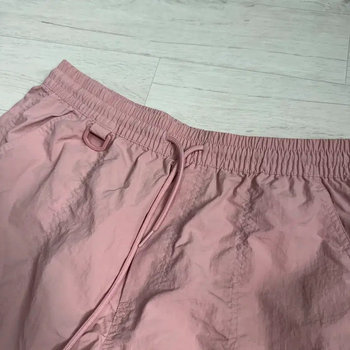 [SOLD OUT] M 코드그라피 나일론 반바지