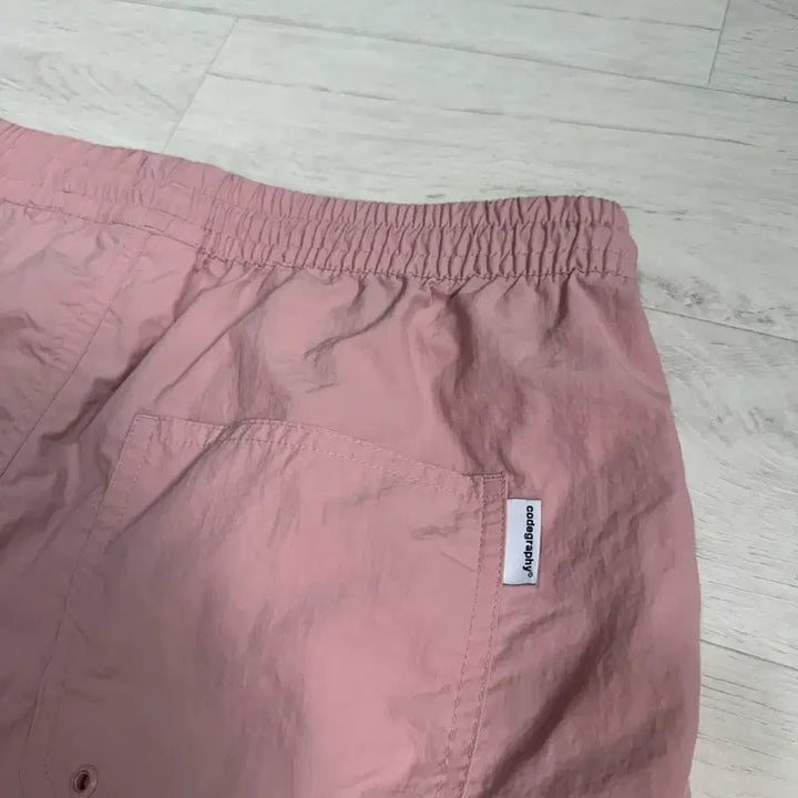 [SOLD OUT] M 코드그라피 나일론 반바지