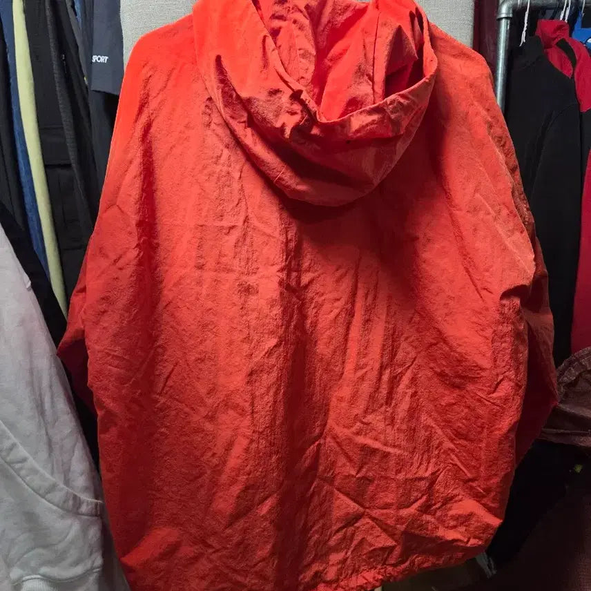 [BUNJANG] Xexymix Orange Hooded Windbreaker Jacket / 젝시믹스 오렌지색 후드 바람막이