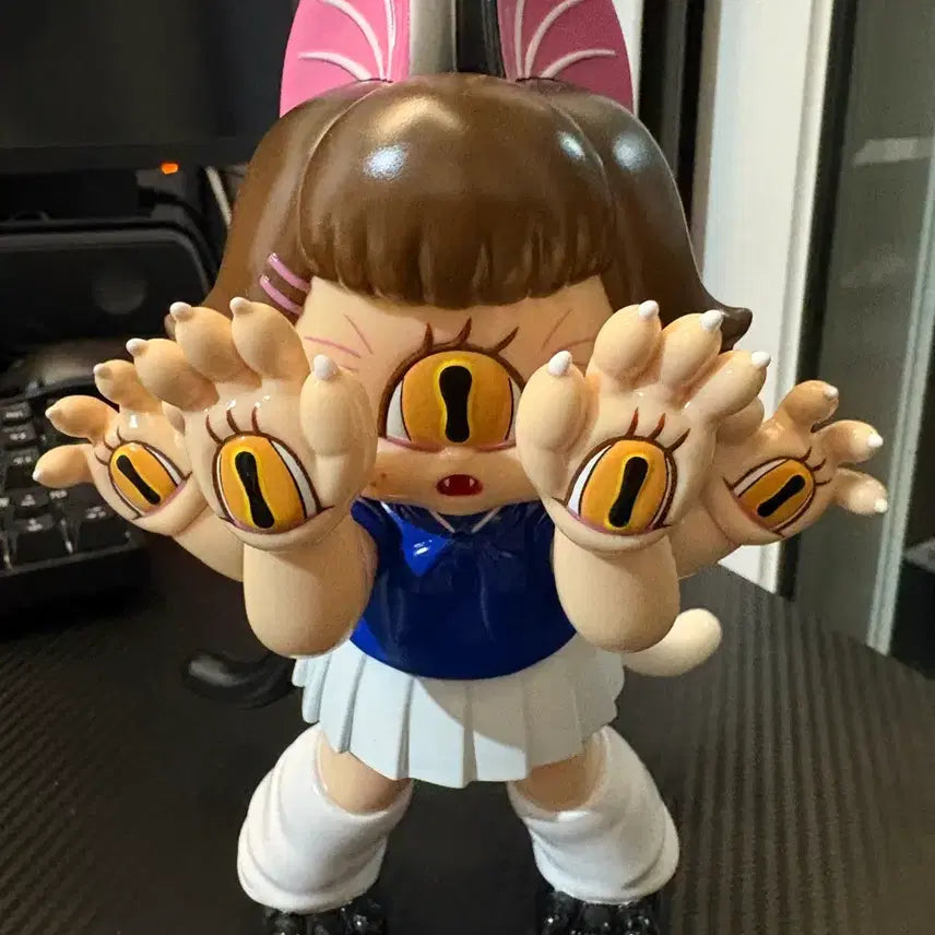 [BUNJANG] Grapebrain X Abao Momochan Figure / 그레이프브레인 X 아바오 콜라보 모모찬