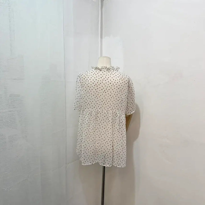 [BUNJANG] Compagna Dot Pattern Chiffon Blouse / 꼼파냐 쉬폰블라우스 땡땡이 도트 빈티지블라우스 2446