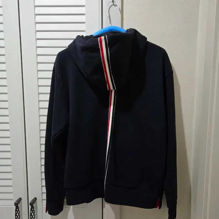 [SOLD OUT] 톰브라운 백삼선 후드집업 2사이즈
