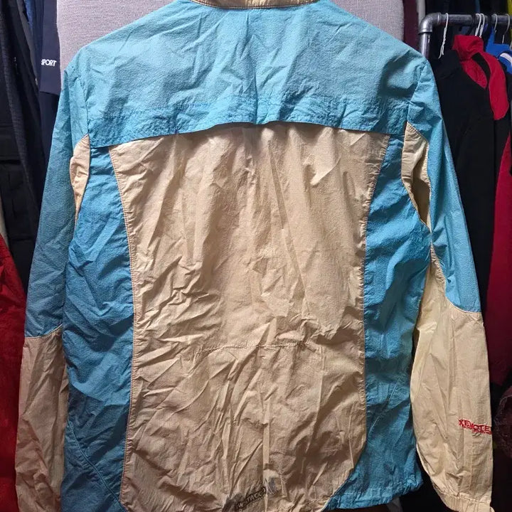 [BUNJANG] Westwood Windbreaker Jacket (Blue/Beige) / 웨스트우드 바람막이 자켓 블루/베이지