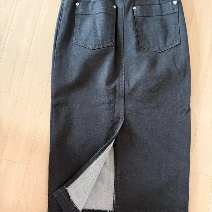 [BUNJANG] Time Black H-Line Midi Skirt / Time 타임 블랙H라인 미디 스커트