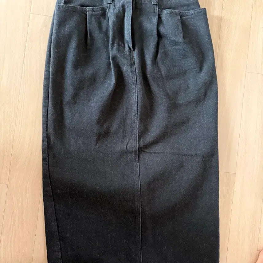 [BUNJANG] Time Black H-Line Midi Skirt / Time 타임 블랙H라인 미디 스커트