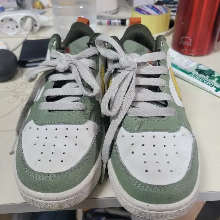 [BUNJANG] Nike Court Borough Sneakers Green/Yellow 225 / 나이키 코트 바로우 운동화 그린/옐로우225