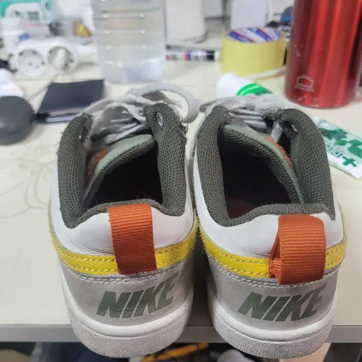 [BUNJANG] Nike Court Borough Sneakers Green/Yellow 225 / 나이키 코트 바로우 운동화 그린/옐로우225