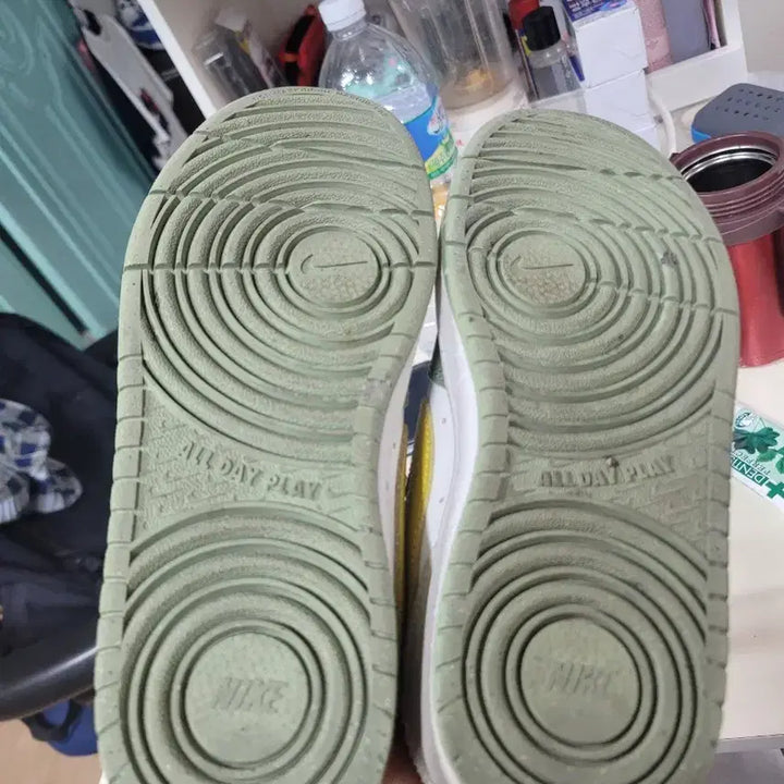 [BUNJANG] Nike Court Borough Sneakers Green/Yellow 225 / 나이키 코트 바로우 운동화 그린/옐로우225