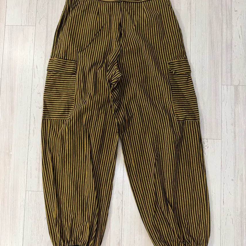 [BUNJANG] Striped Cargo Jogger Pants / 냉장고바지 발리바지 여자조거 여자카고조거 여성조거 요가바지 여름조거 줄무