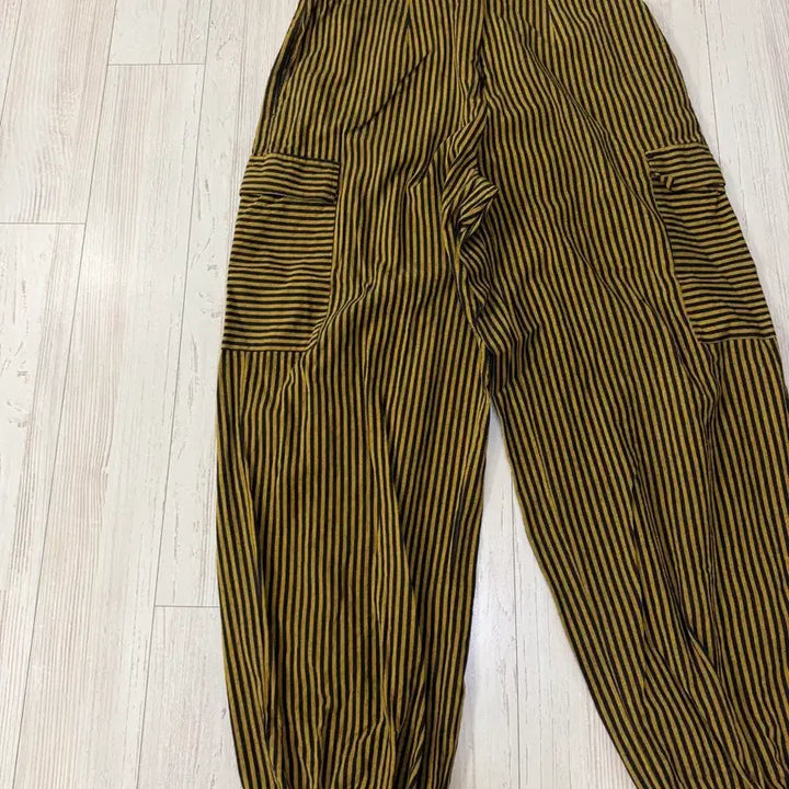 [BUNJANG] Striped Cargo Jogger Pants / 냉장고바지 발리바지 여자조거 여자카고조거 여성조거 요가바지 여름조거 줄무