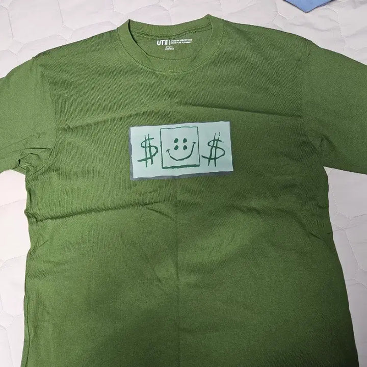 [BUNJANG] Uniqlo CPFM SpongeBob T-shirts (2) Bundle / 유니클로 CPFM 스폰지밥 반팔티셔츠 2종 일괄