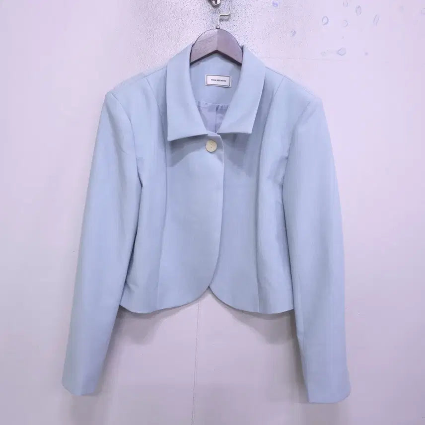 [SOLD OUT] 프롬비기닝) 거의새거 튤립 크롭 하늘색 자켓 -F