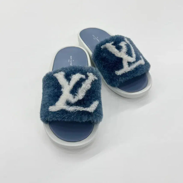 [BUNJANG] Louis Vuitton Sunbath Shearling Slippers / { 38 } 루이비통 썬베스 시어링 슬리퍼