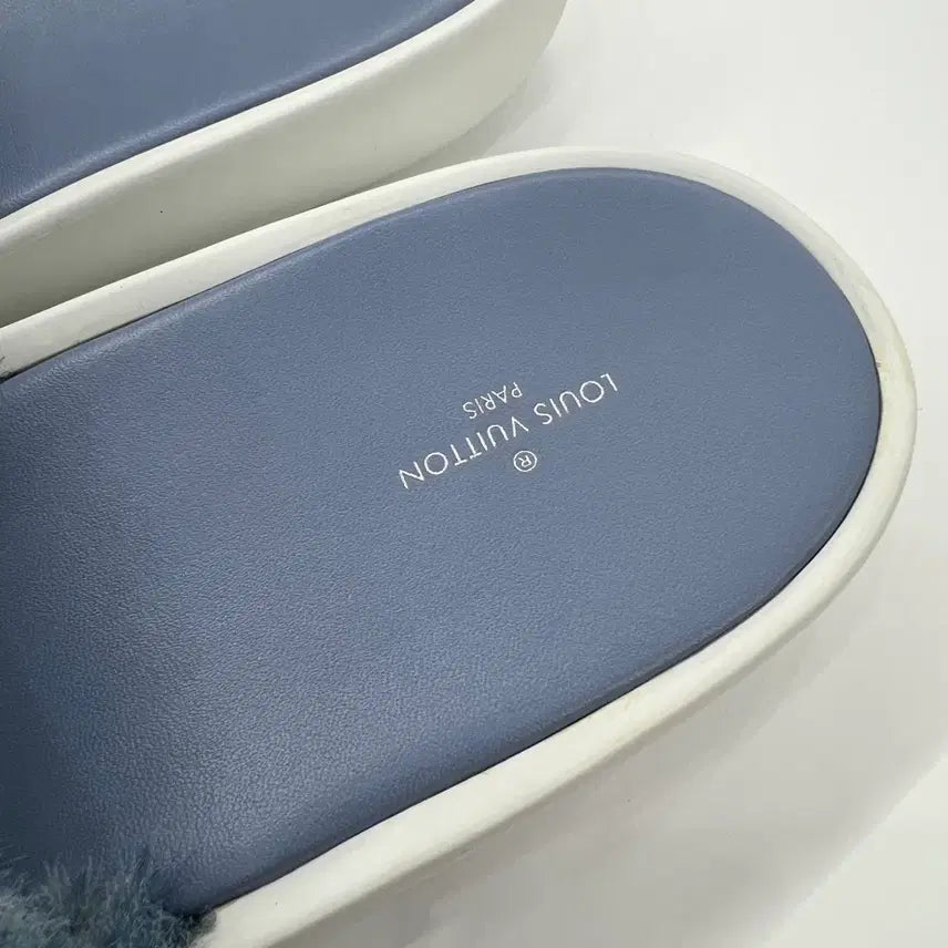 [BUNJANG] Louis Vuitton Sunbath Shearling Slippers / { 38 } 루이비통 썬베스 시어링 슬리퍼
